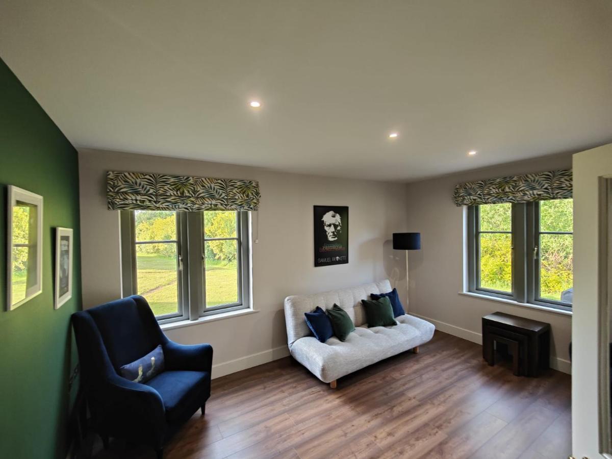Chic Classy & Cosy At Lough Erne Golf Village And Resort Ballycassidy Екстериор снимка