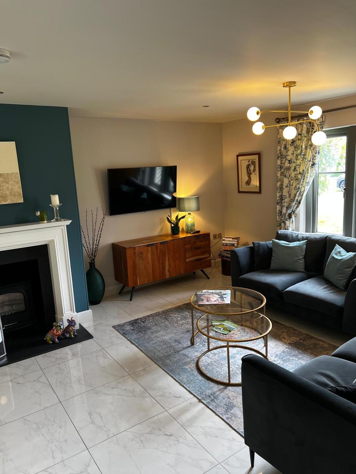 Chic Classy & Cosy At Lough Erne Golf Village And Resort Ballycassidy Екстериор снимка