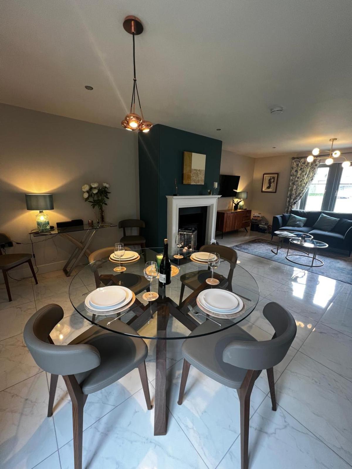 Chic Classy & Cosy At Lough Erne Golf Village And Resort Ballycassidy Екстериор снимка