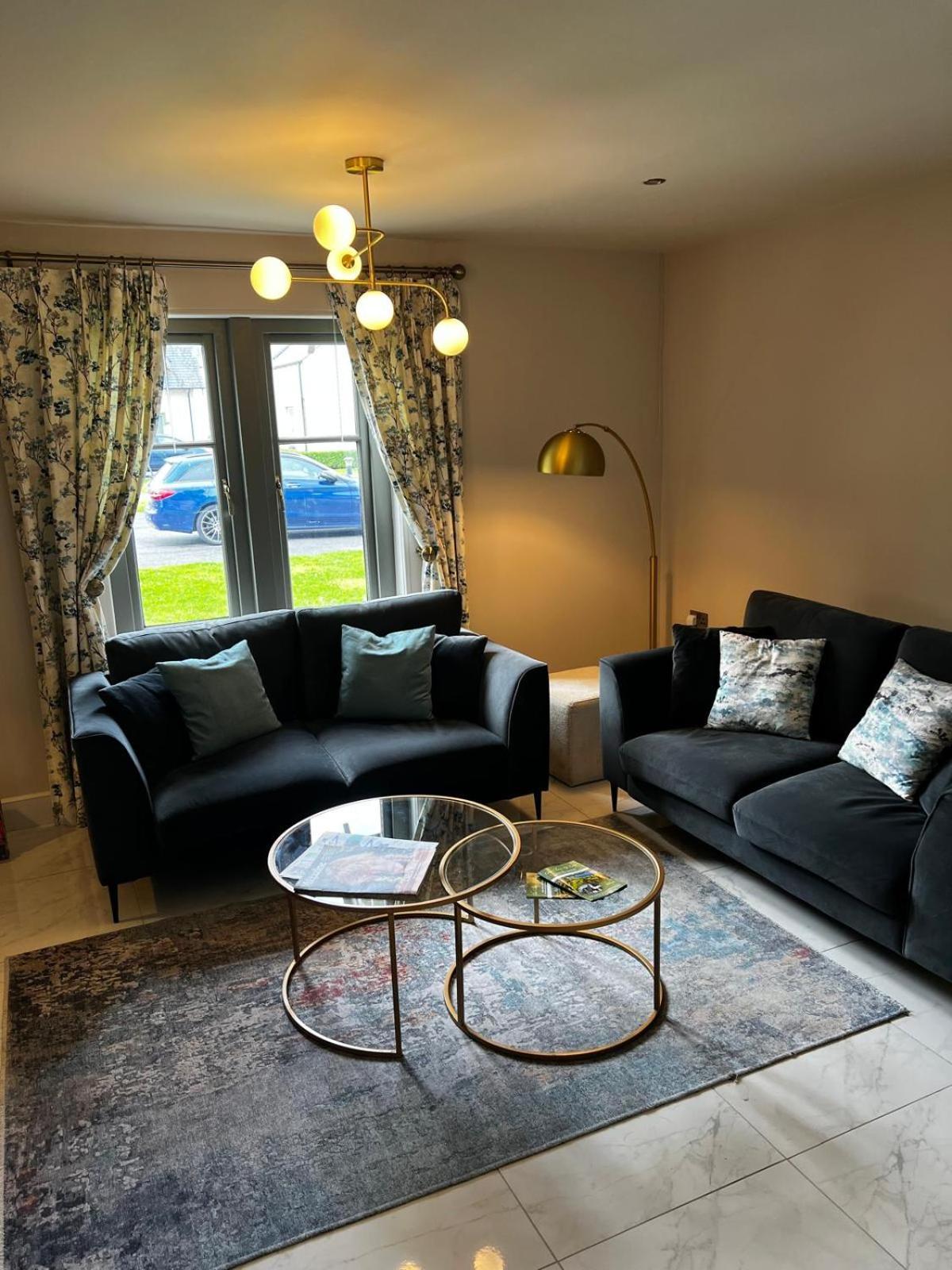 Chic Classy & Cosy At Lough Erne Golf Village And Resort Ballycassidy Екстериор снимка