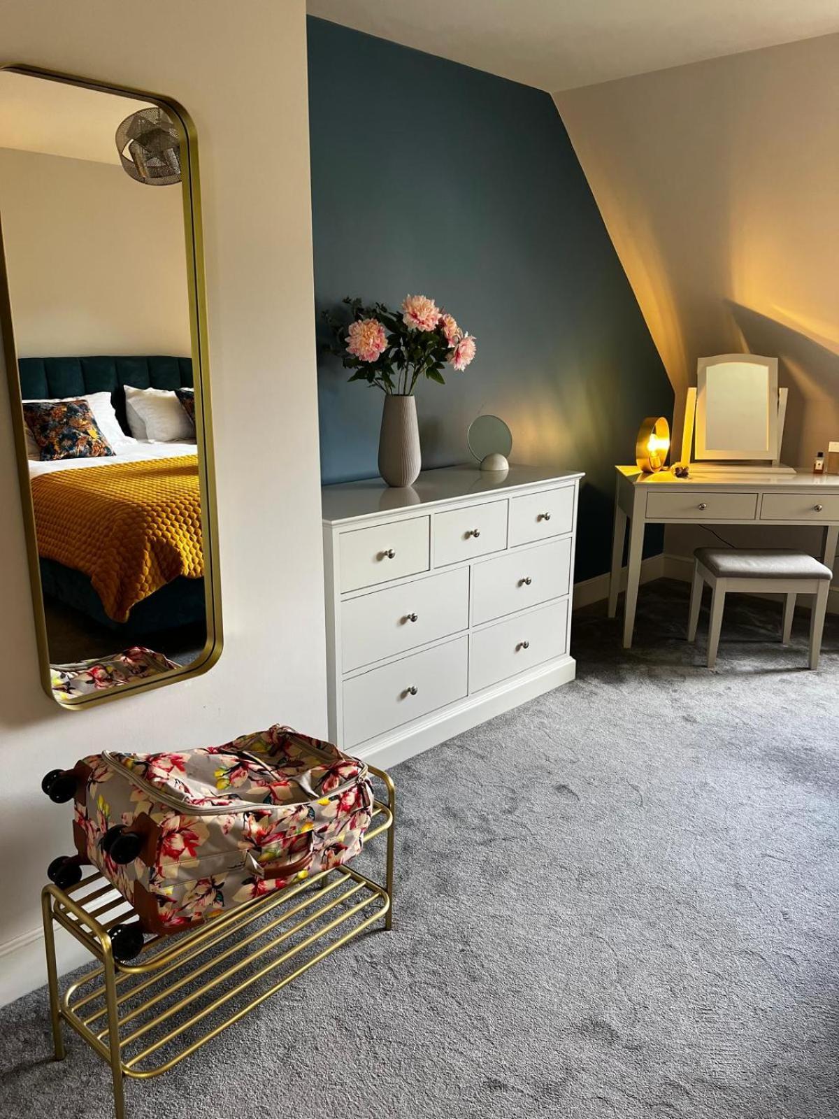 Chic Classy & Cosy At Lough Erne Golf Village And Resort Ballycassidy Екстериор снимка